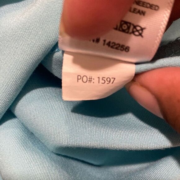 Figs scrub top size small - Picture 7 of 7